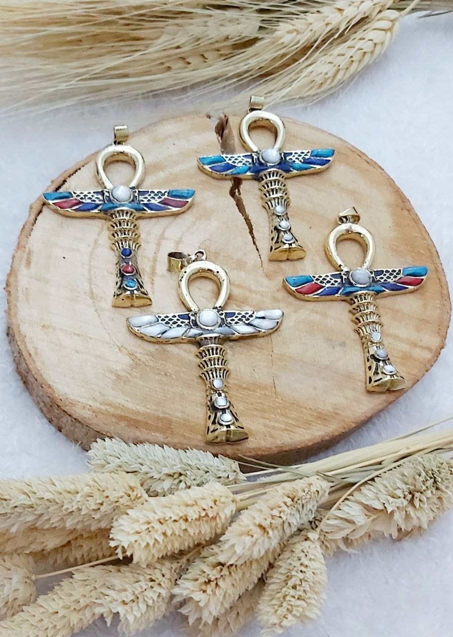 Pharaonic Key pendant (Random Choice)