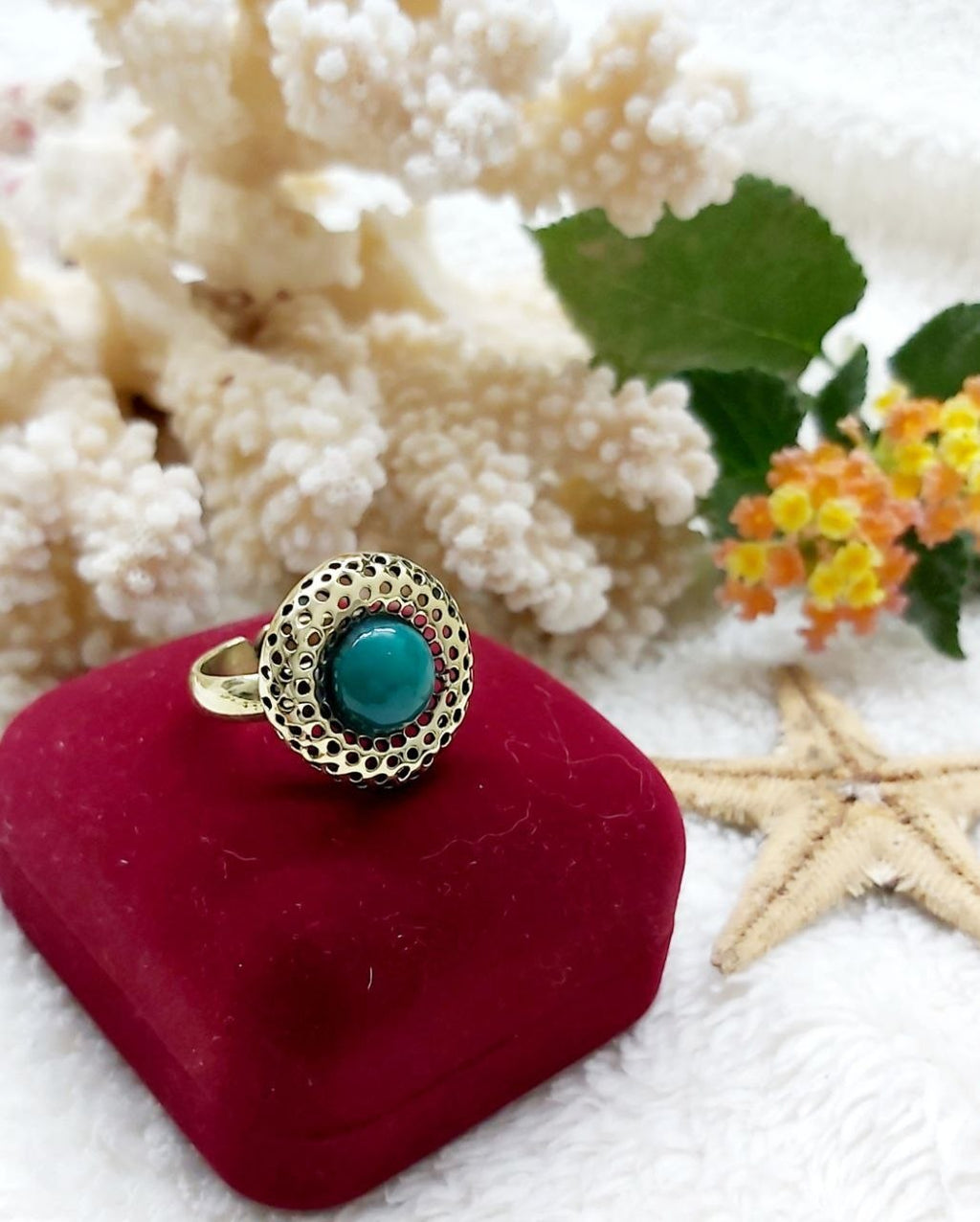 Honeycomb Copper Ring with Stone