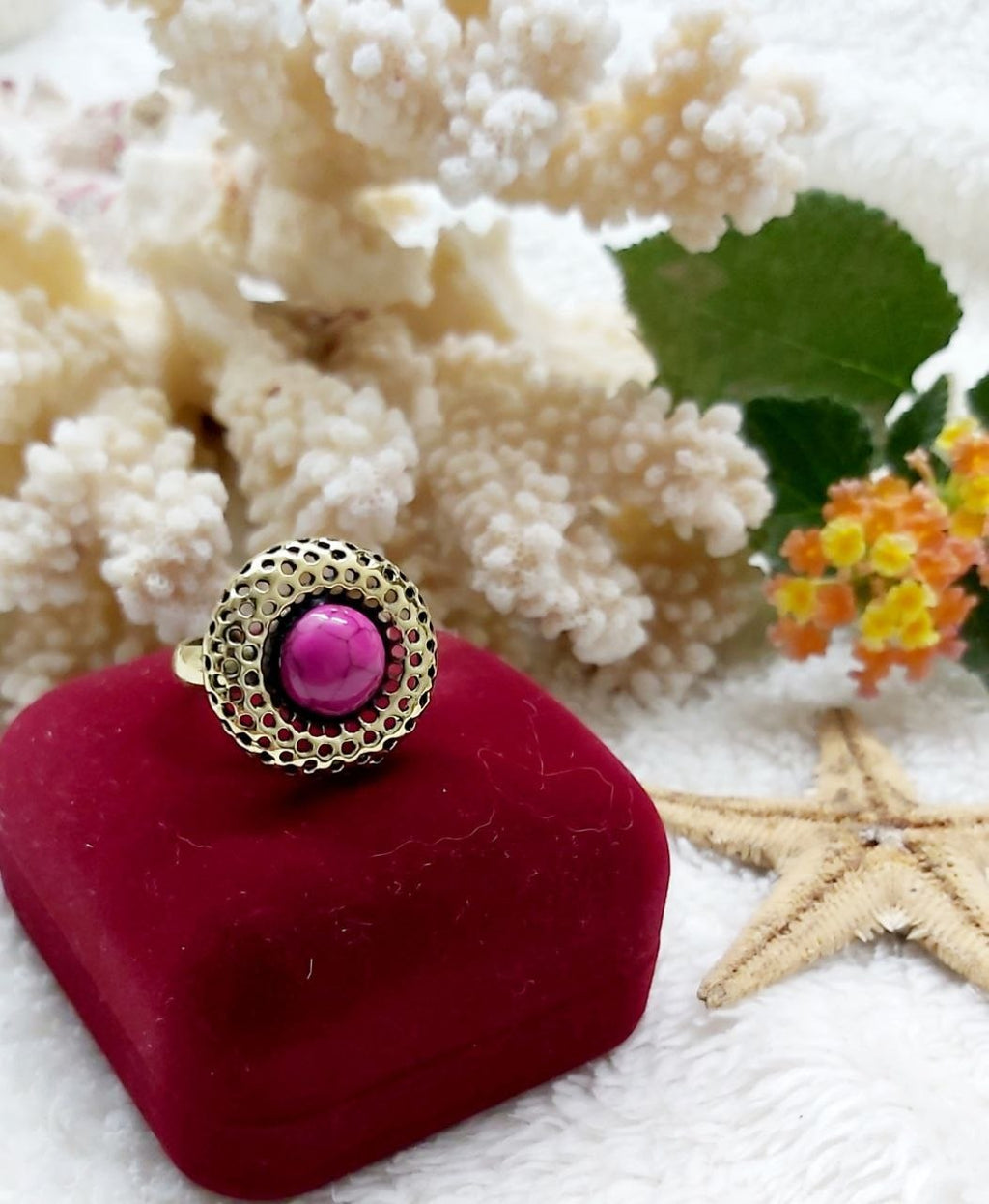 Honeycomb Copper Ring with Stone