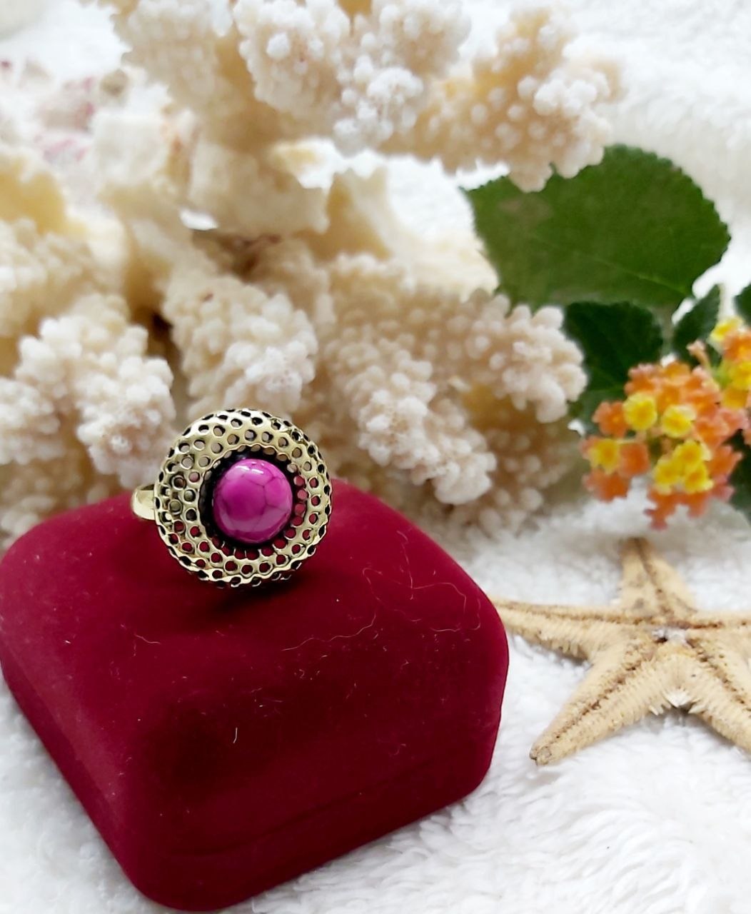 Honeycomb Copper Ring with Stone