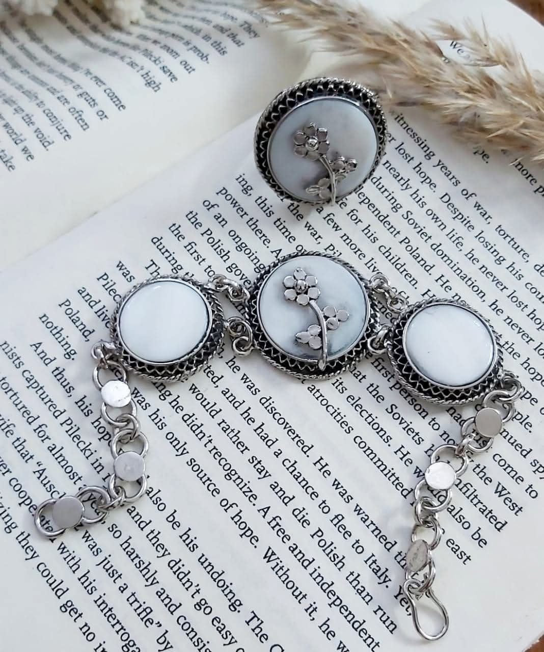 Natural Shell Silver-Plated Bracelet & Ring Set