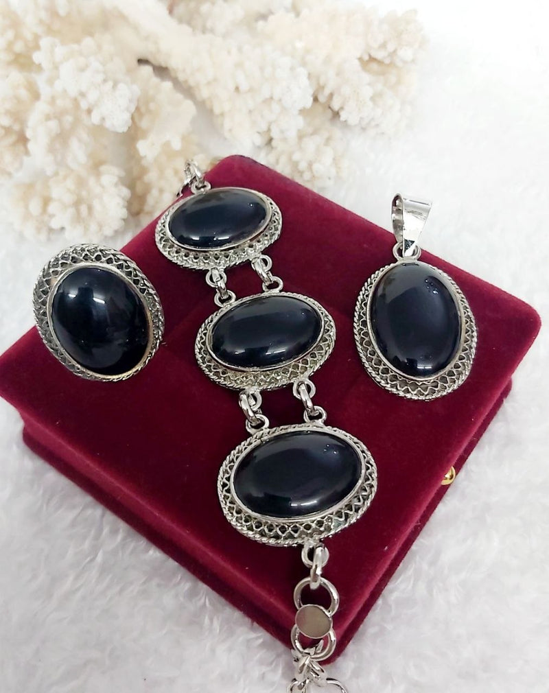 Black Stone Oval Filigree Silver-Plated Jewelry Set